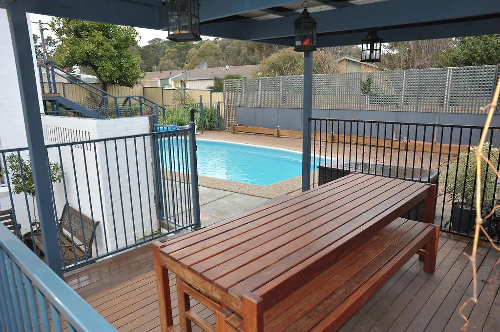The Pommy Tree Bed & Breakfast Canberra